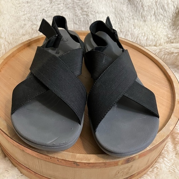 Clarks Women’s Black Arla Jacory Wedge Slingback Sandals Size 10 - Picture 2 of 11